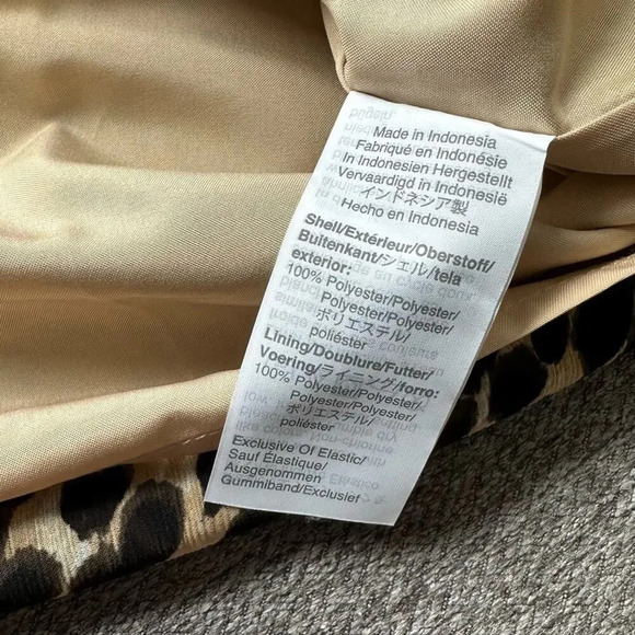 J. Crew Leopard Long Sleeve Mockneck Blouse Top Small - Picture 9 of 9